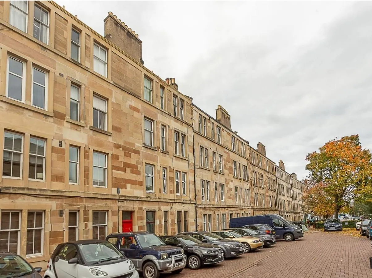 The Eden Apartment, Edinburgh City Center